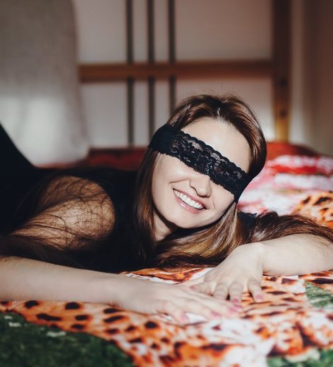 Мила проститутка интим салон Санкт-Петербурга у метро Черная речка интим салоны проститутки спб